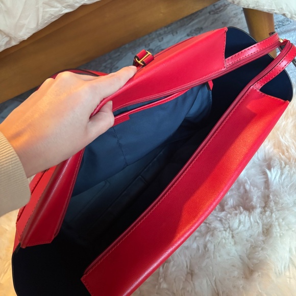 Tory Burch Parker Large Tote Cherry Apple Red - Picture 2 of 9